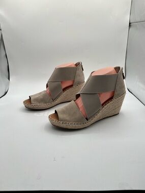 Gentle Souls by Kenneth Cole Colleen X Elastic Wedge Sandals | Taupe | Size 9.5